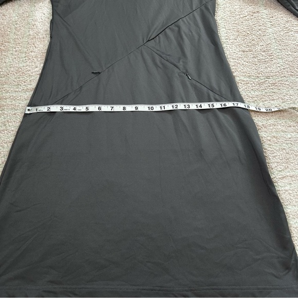 Betabrand Red Eye Charcoal Gray Long-Sleeve Travel Dress Size Small Hooded - Picture 9 of 13